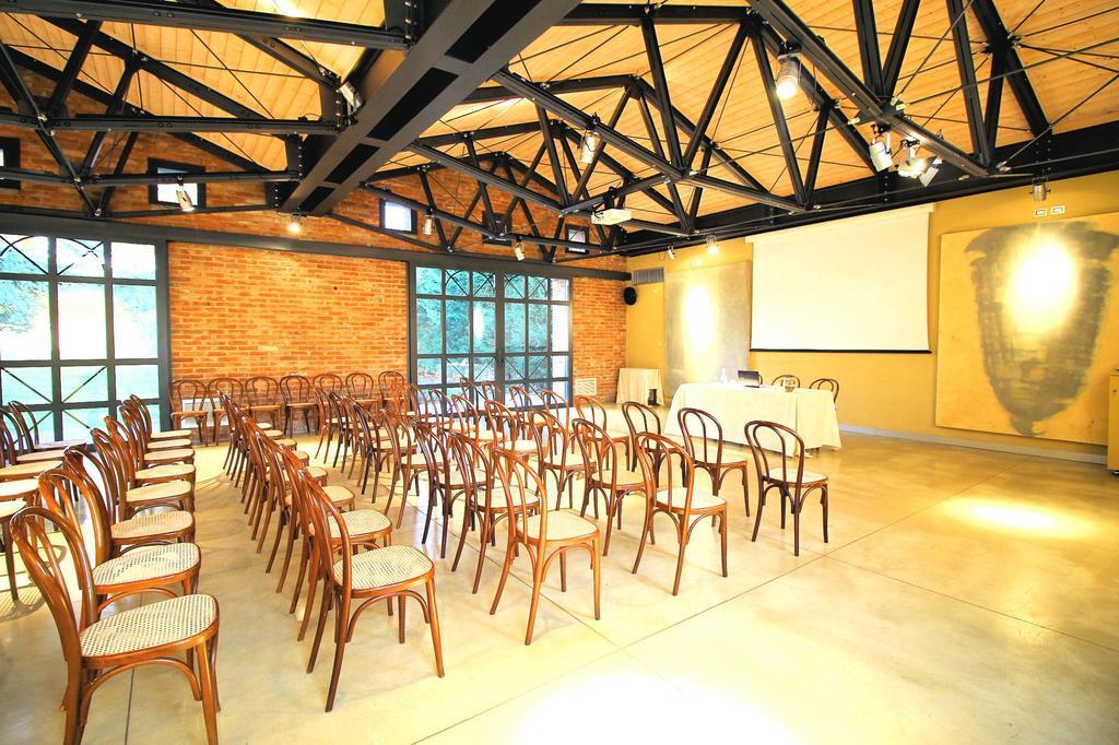La Fermata Resort Alessandria Eksteriør billede