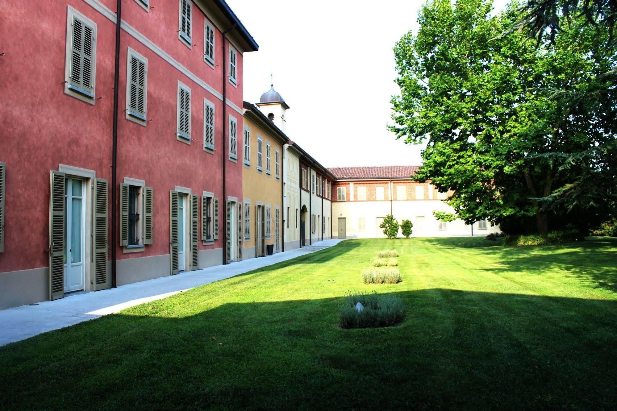 La Fermata Resort Alessandria Eksteriør billede
